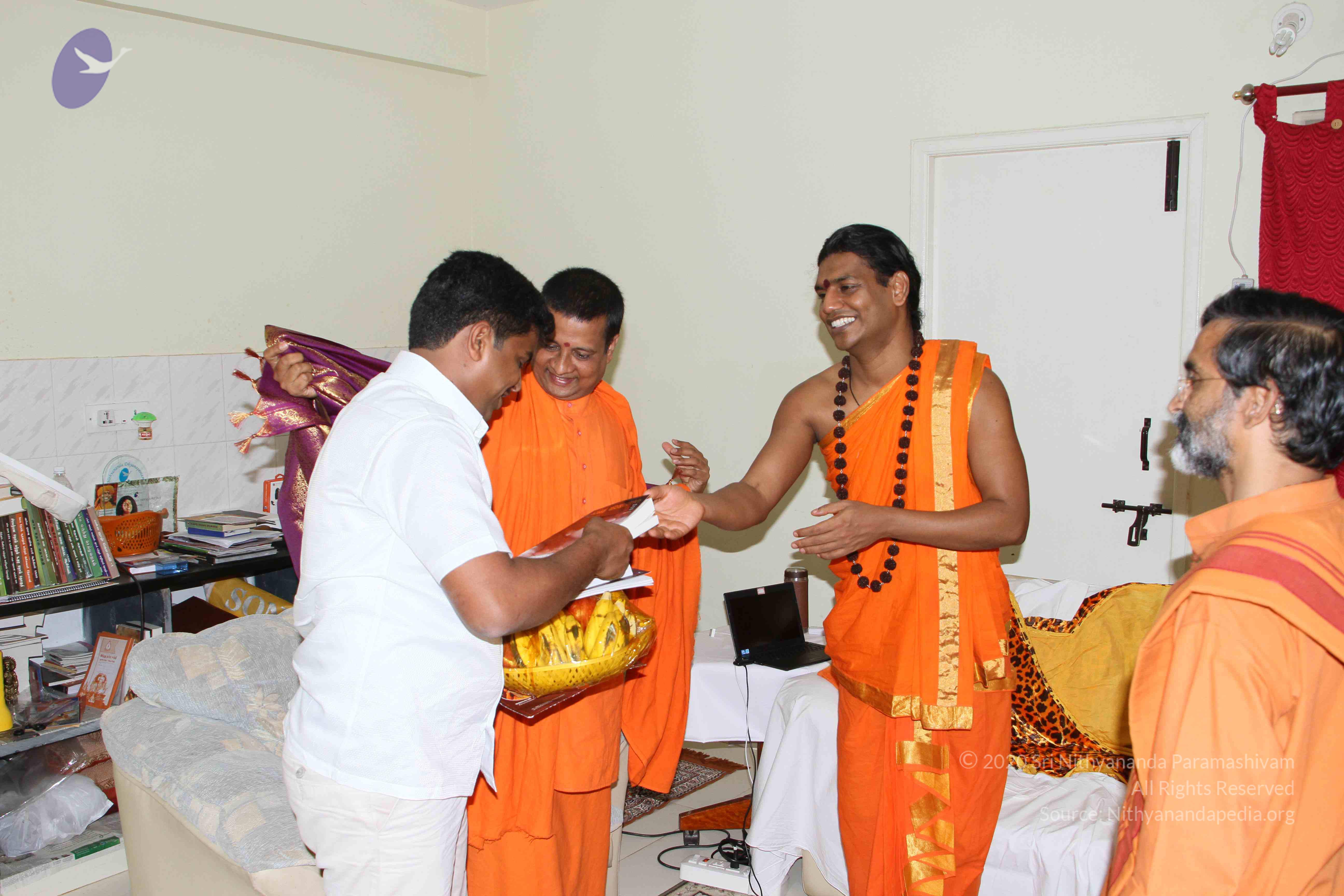 20110225_Photo_1002_IMG_8135_CMP_WM